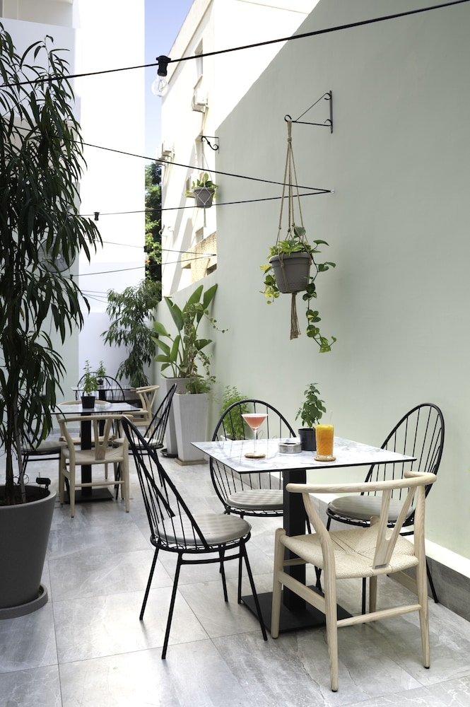 Roseum Boutique Hotel 35/50