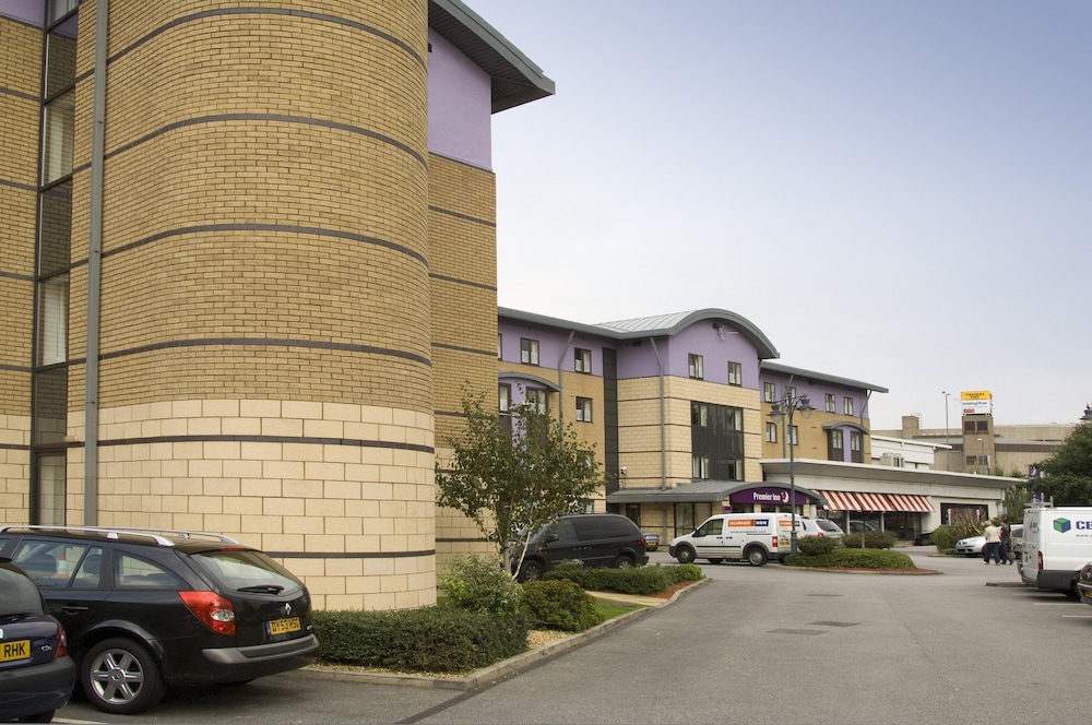 Premier Inn Leeds City Centre (Wellington Street) 20/28