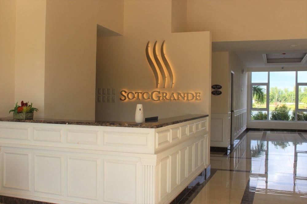 Sotogrande Hotel Iloilo 10/67