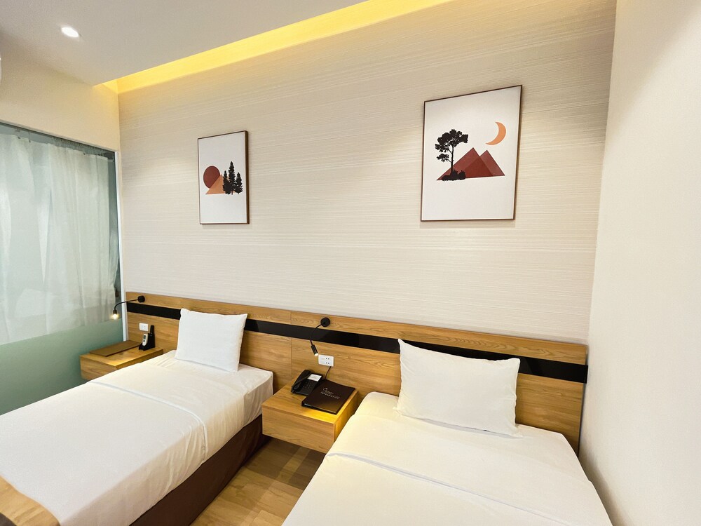 Mango Hotel Hanoi 13/50