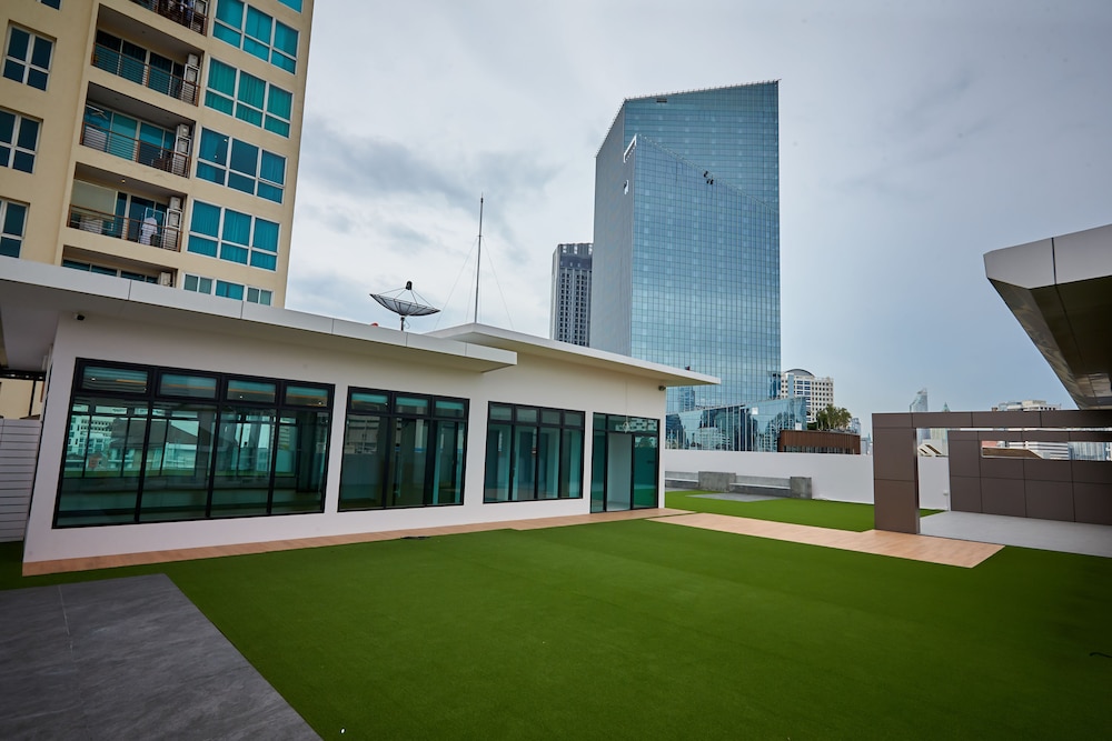 Samyan Serene Hotel 4/63