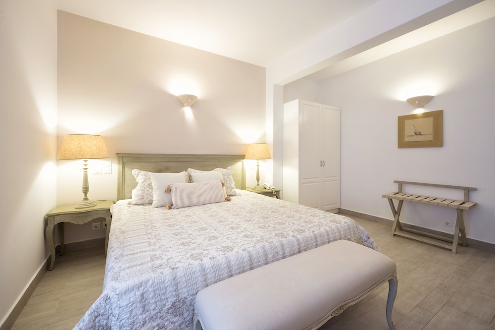 SAINT ANDREA SEA SIDE RESORT 11/70