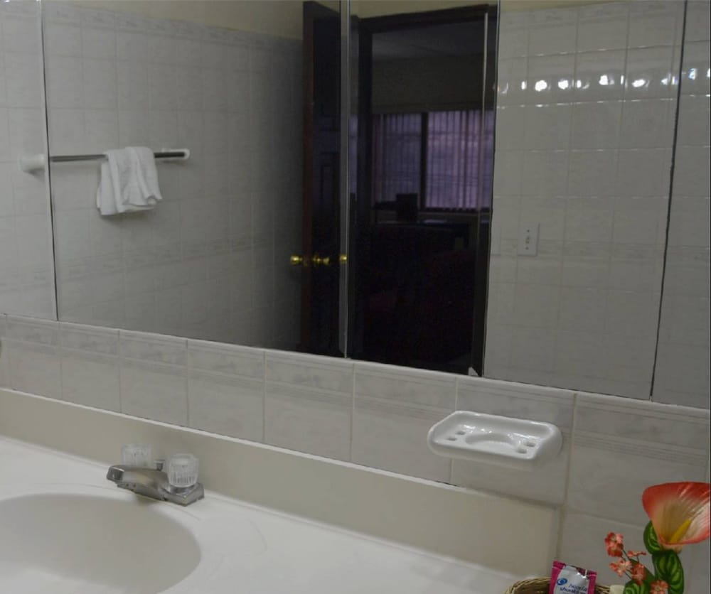 Excelsior Hotel 22/23
