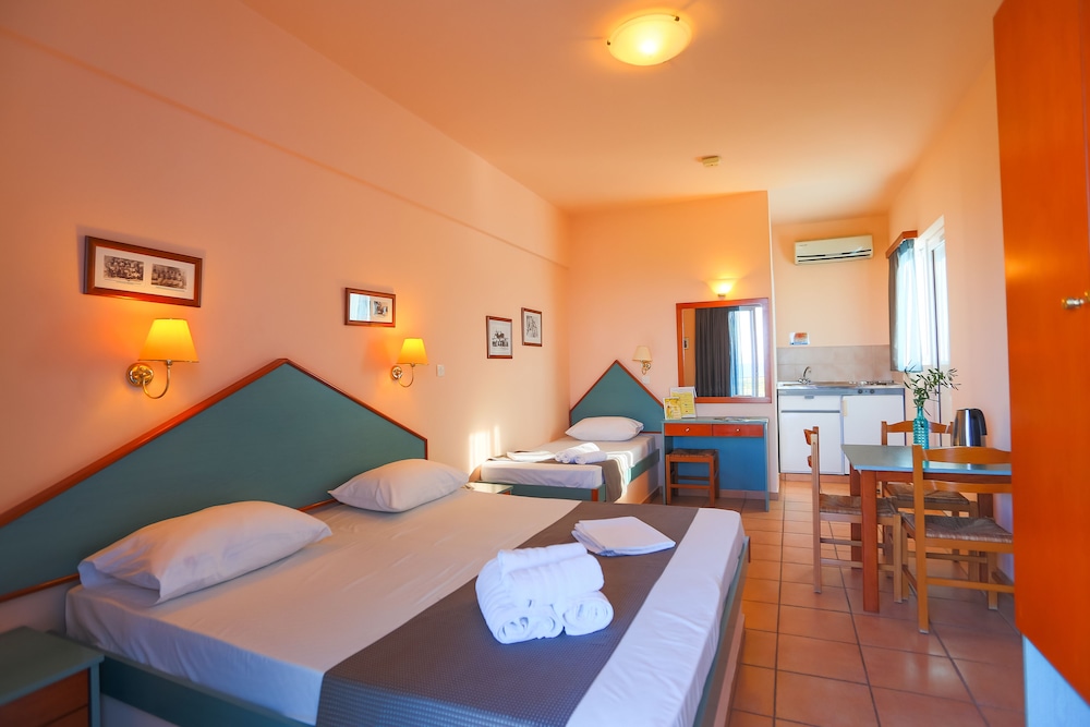 Filoxenia Hotel Apartments 19/51
