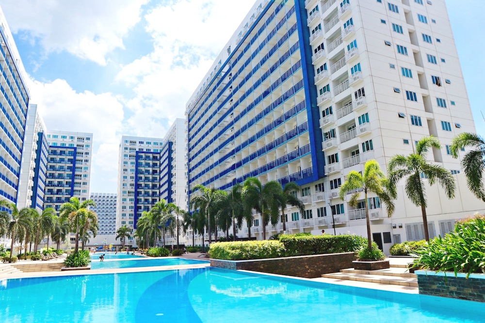Condodeal At Sea Residences 6/52