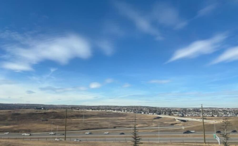 Hotel Clique Calgary Airport 51/53