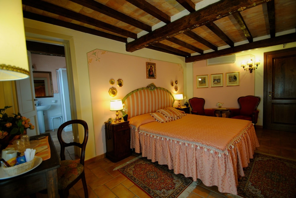 Albergo Torre Sangiovanni 14/75