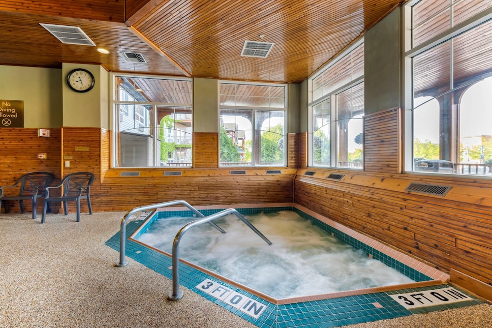 swimming pool spa