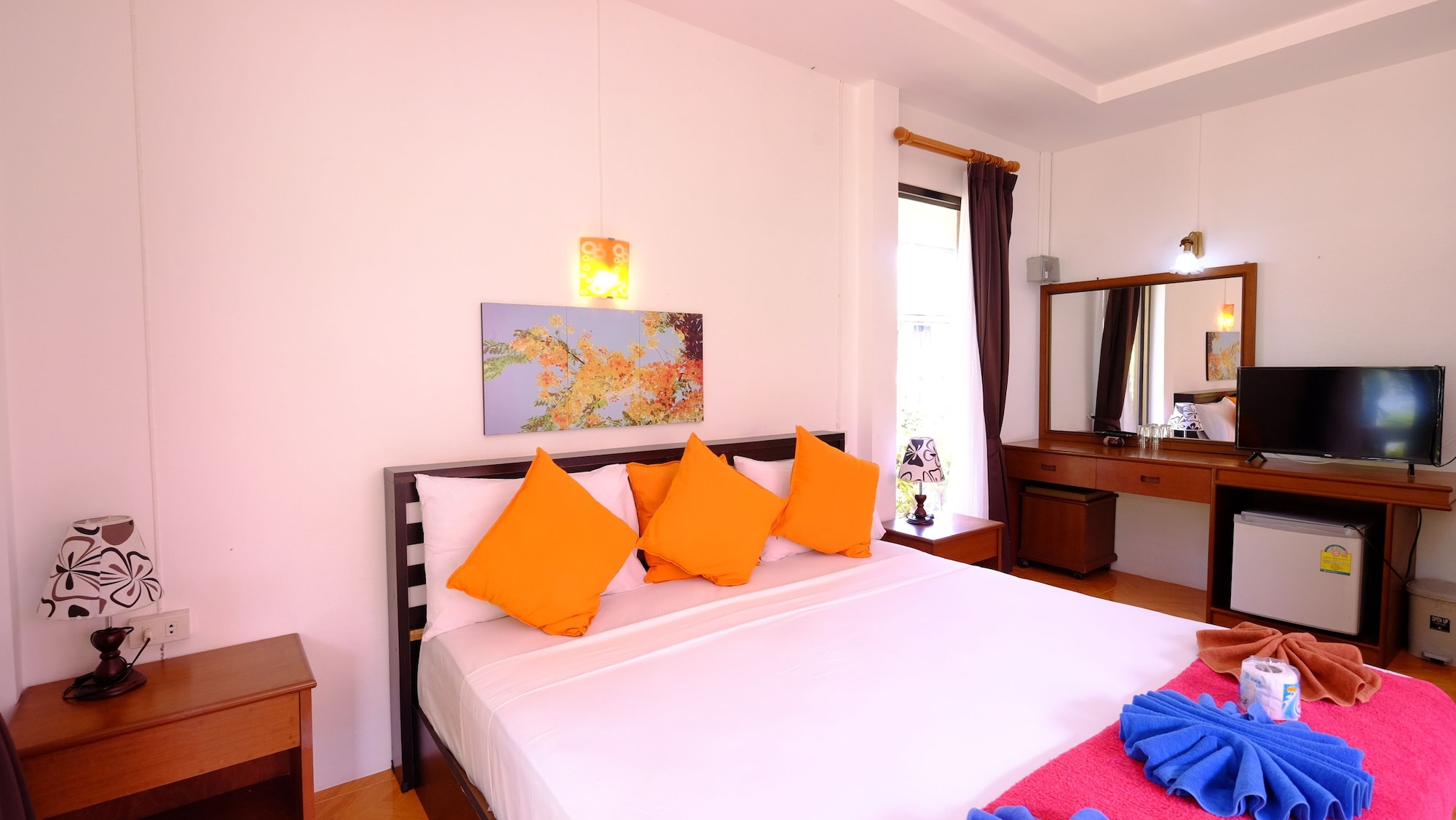 Deluxe, King Bed, Garden View