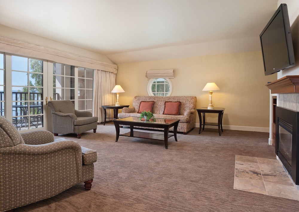 WorldMark Clear Lake 32/65