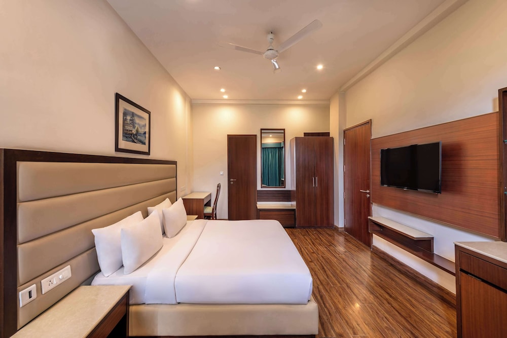 Glenview Resort Kasauli, a member of Radisson Individuals 11/50