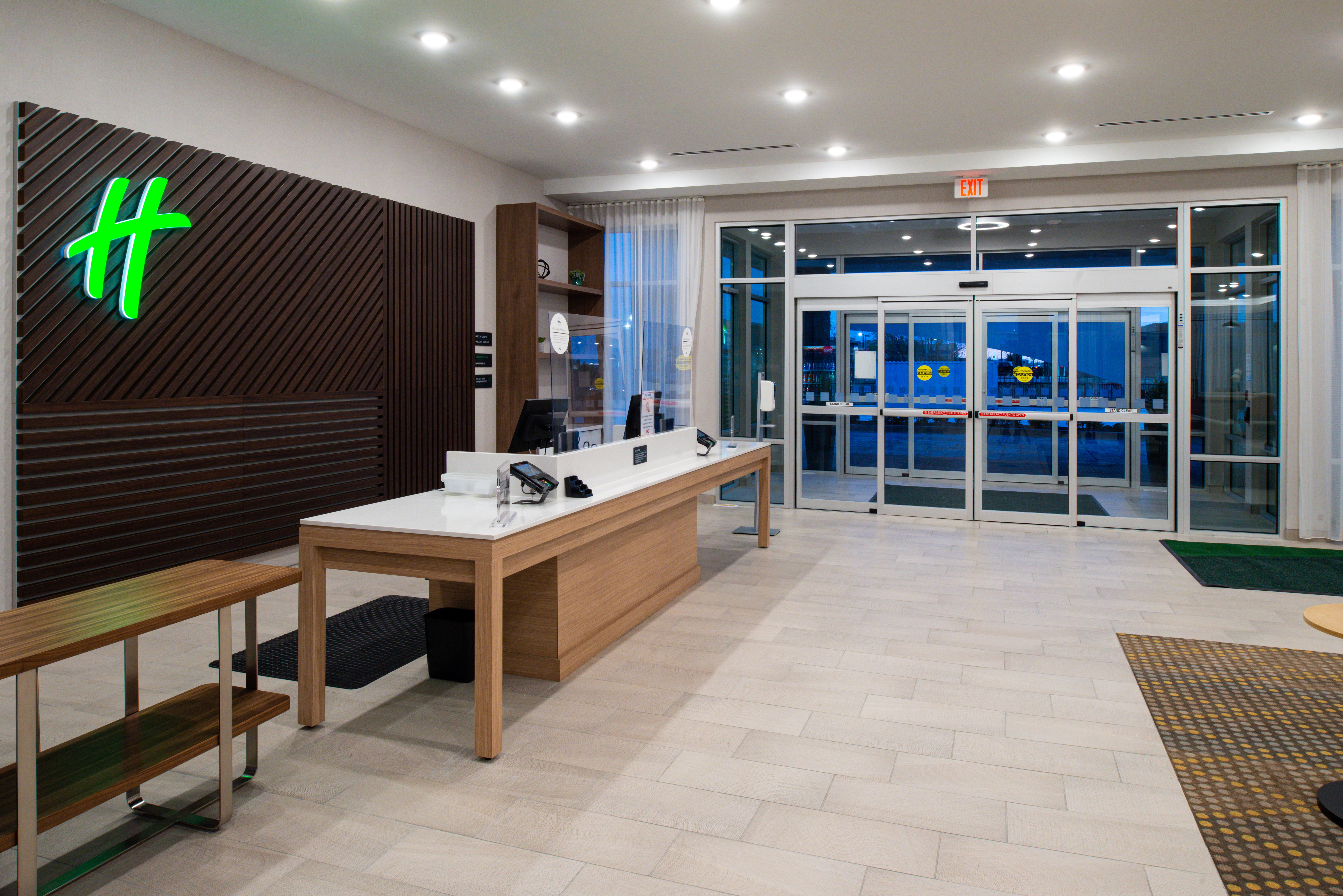 Holiday Inn Fort Worth - Alliance 46/71