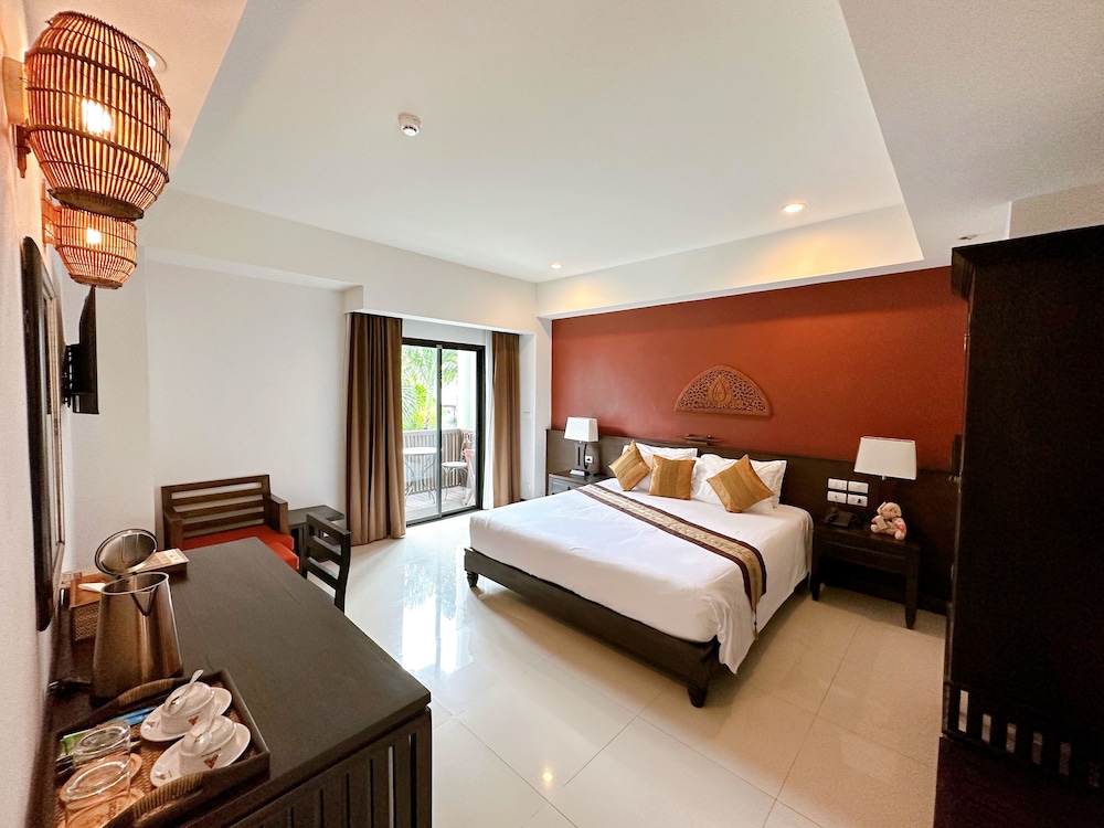 NAVATARA PHUKET RESORT 25/71