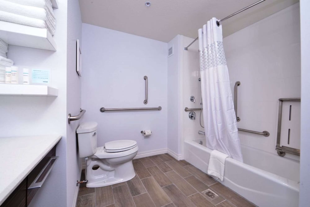 Hampton Inn Leavenworth 10/42