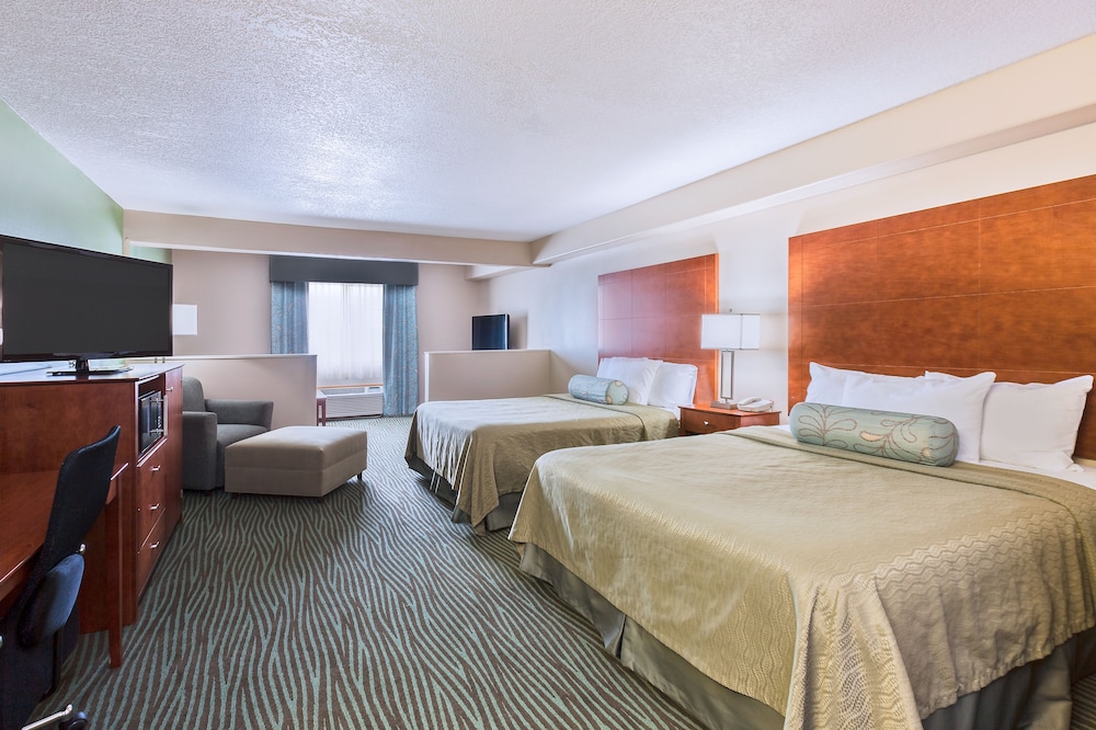 Suite, 2 Queen Beds