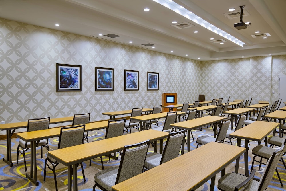 Springhill Suites Wilmington Mayfaire 32/41