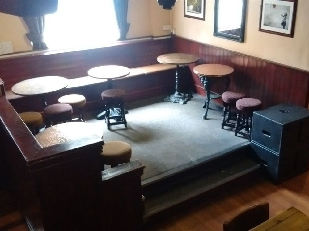 The Vaults 8/17