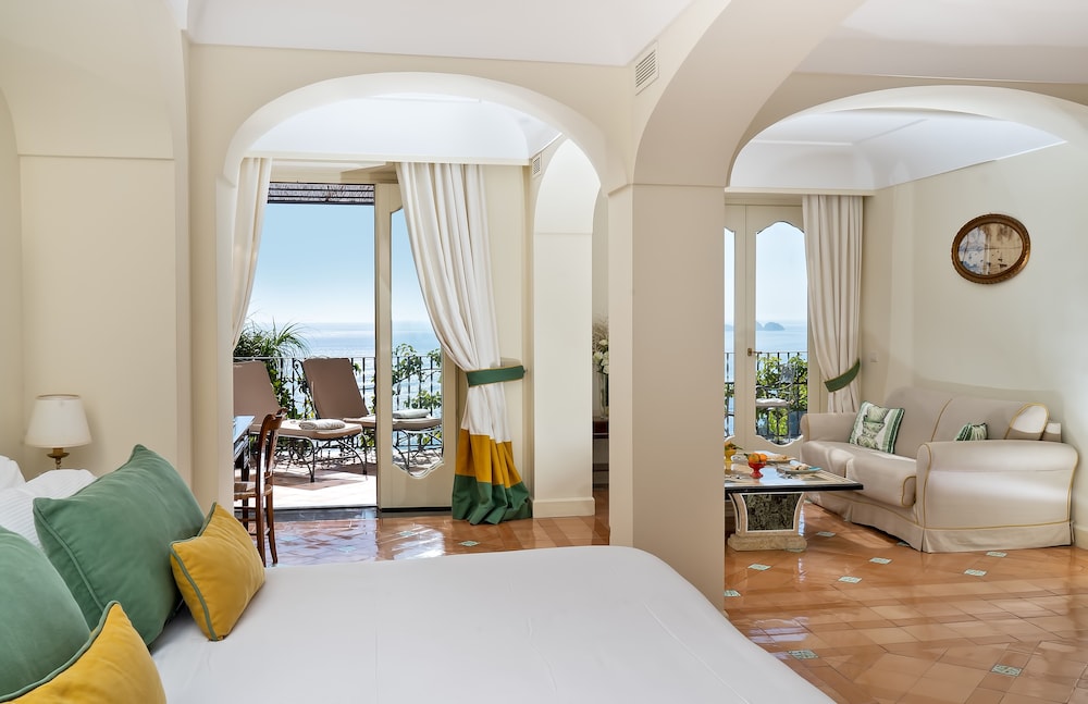 Hotel Punta Regina 49/69