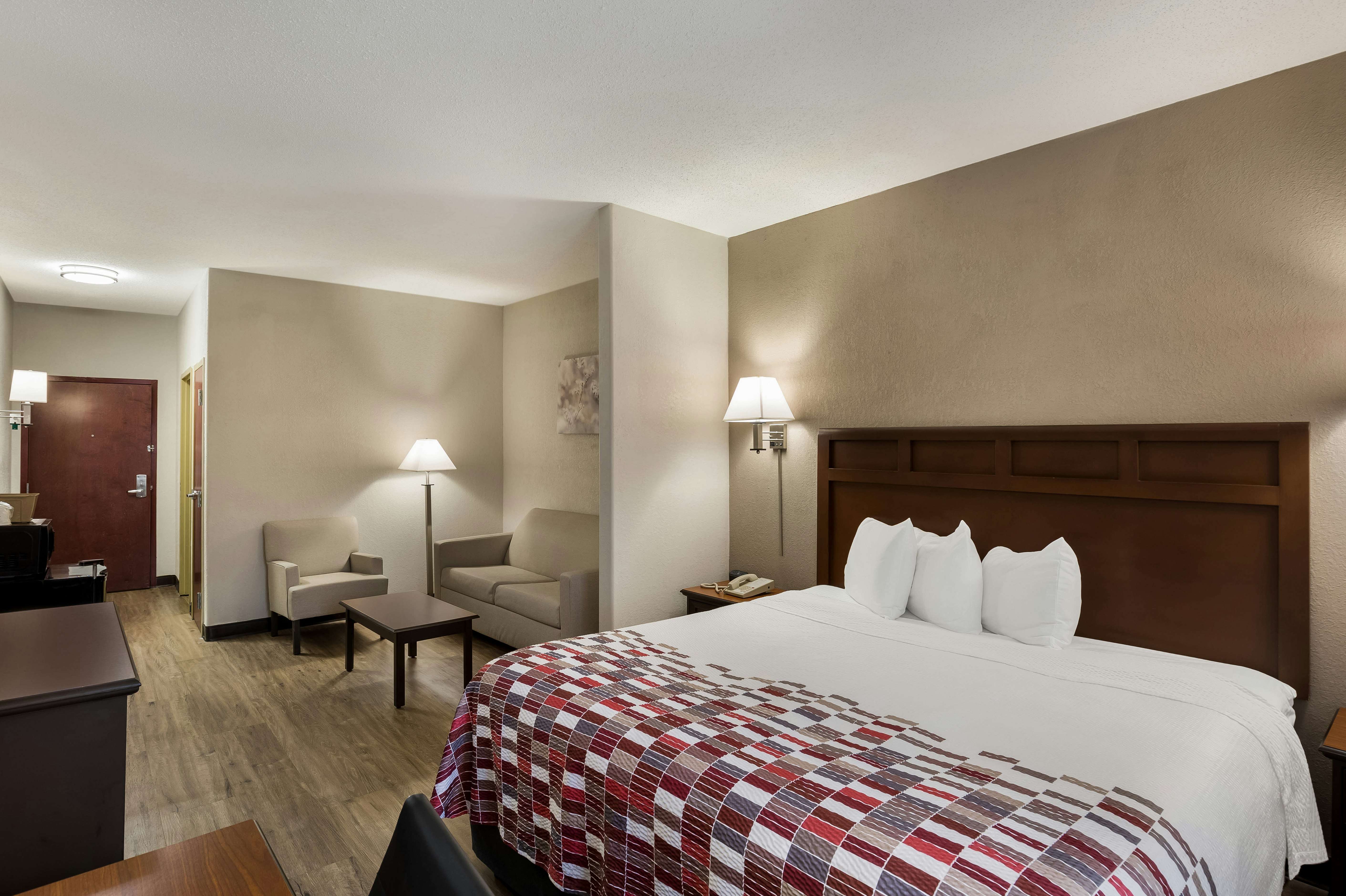 Suite, King Bed