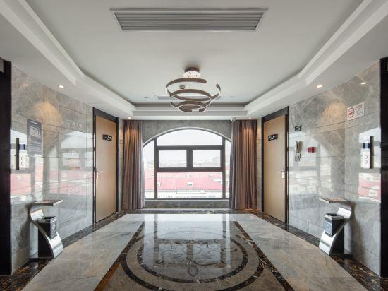 Huhua International Hotel (Shanghai Heqing Road) 15/27