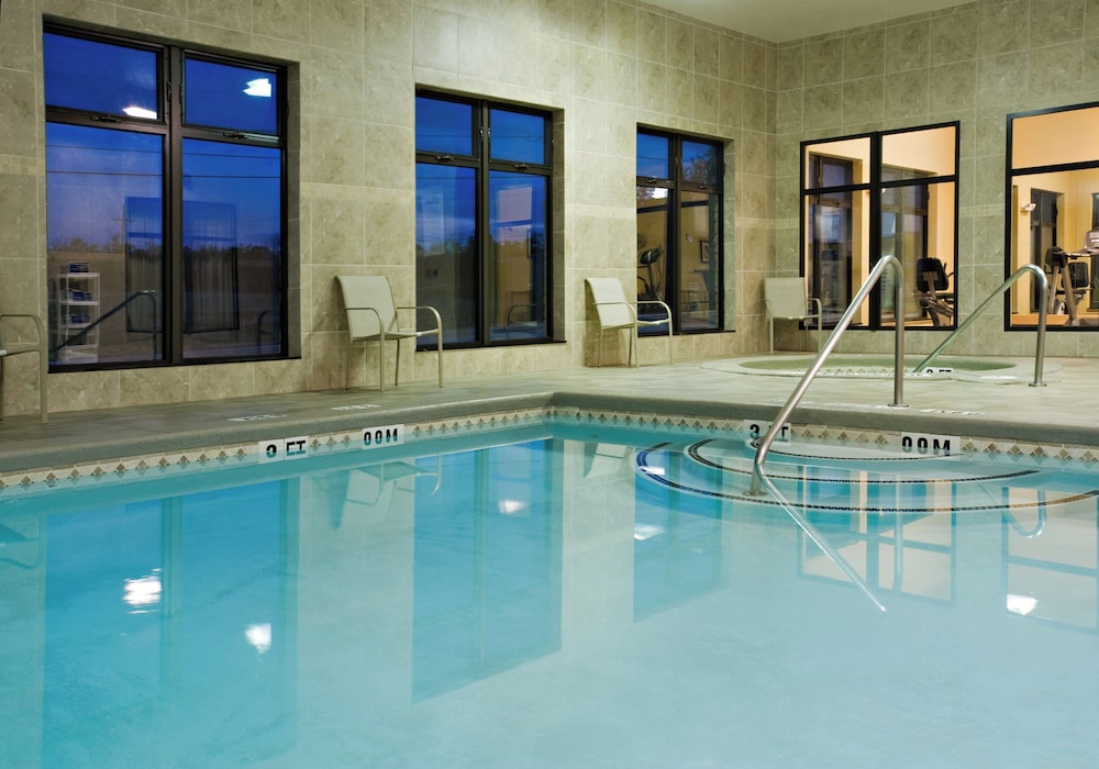 Holiday Inn Express Hotel And Suites Borger 21/43