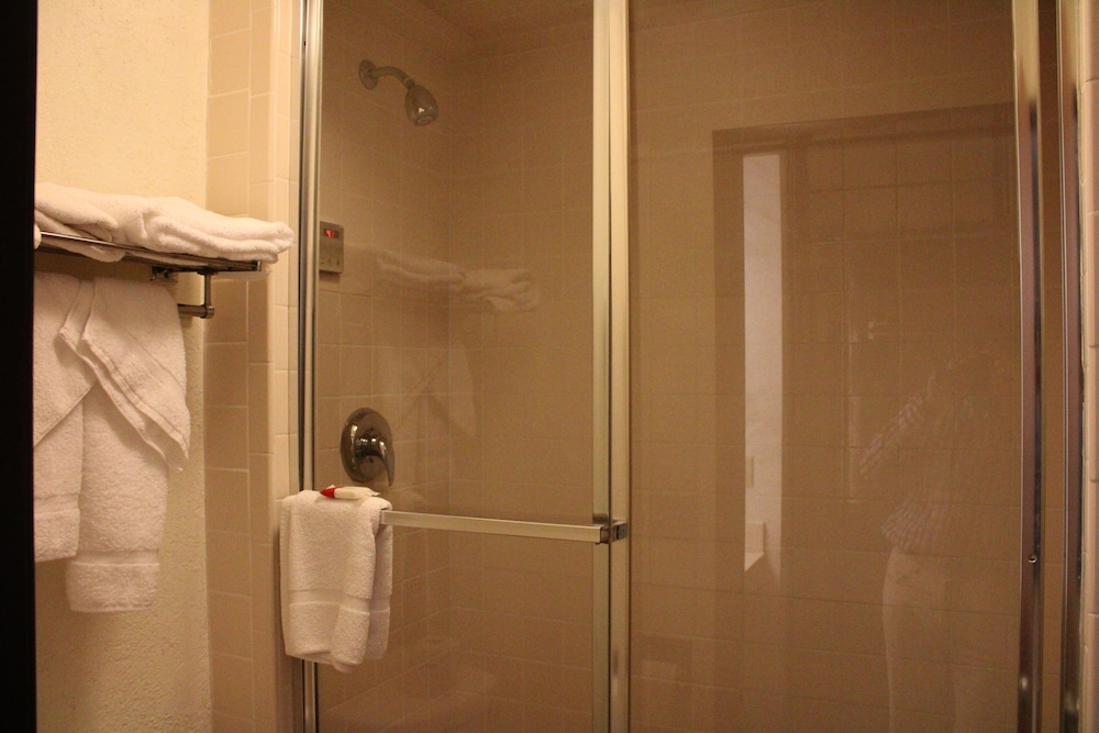Days Inn Sheboygan the Falls 38/41