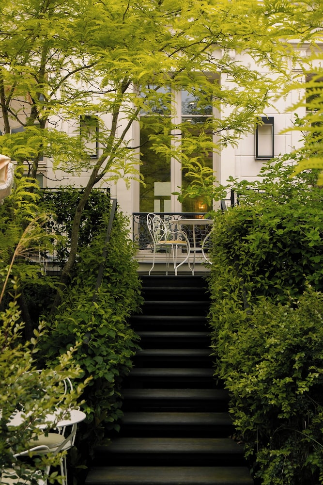 Le Jardin de Neuilly 41/48