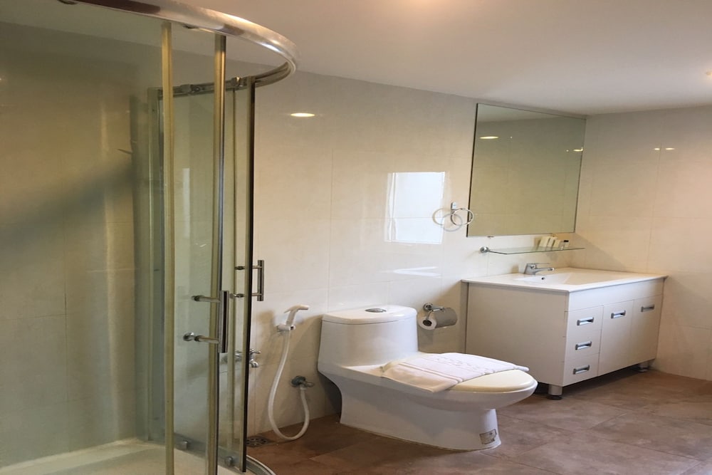 Arcadia Maephim Serviced Apartment 48/50
