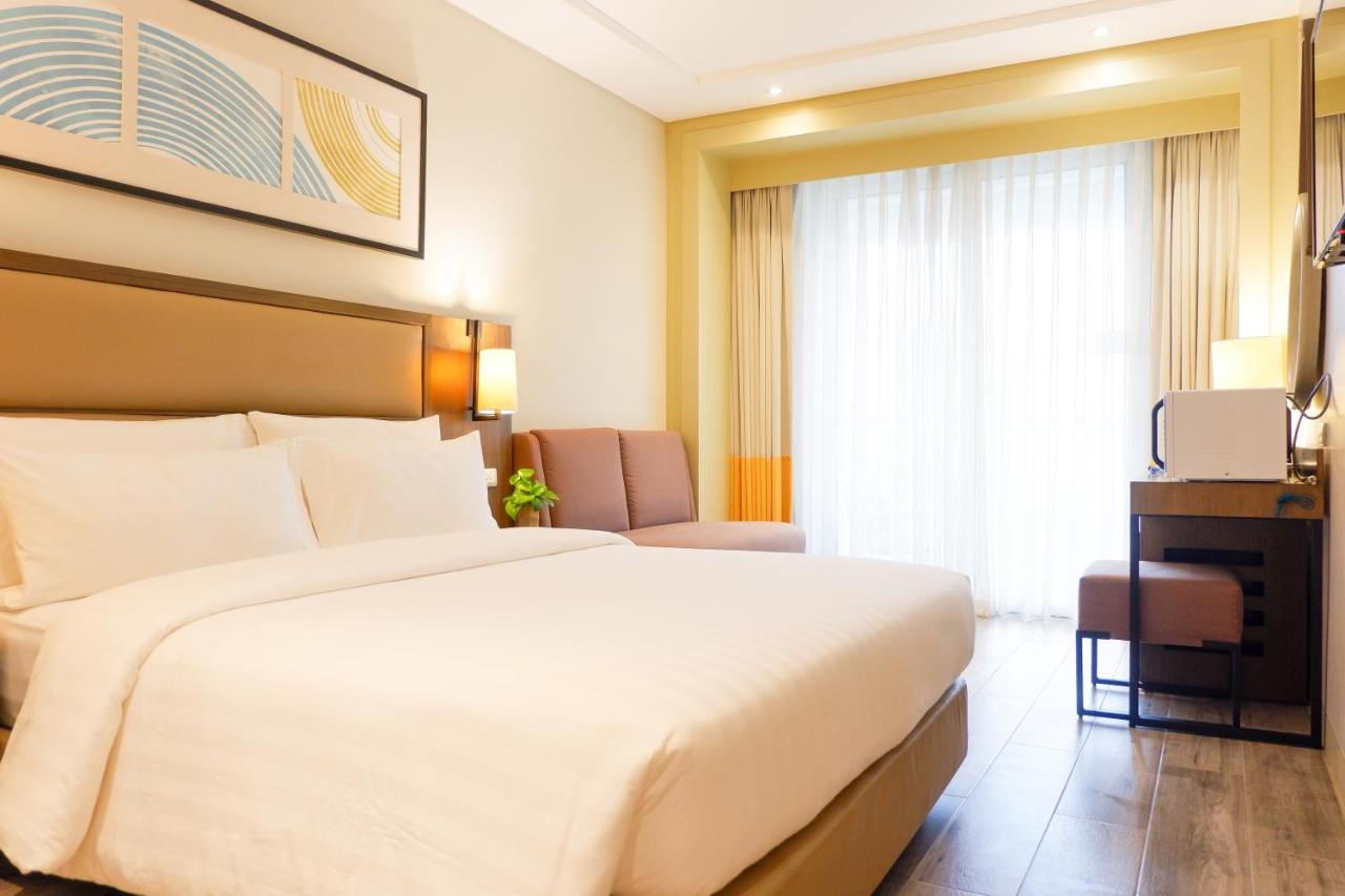 MCollection - Stay Near Private Beach in Boracay 11/52