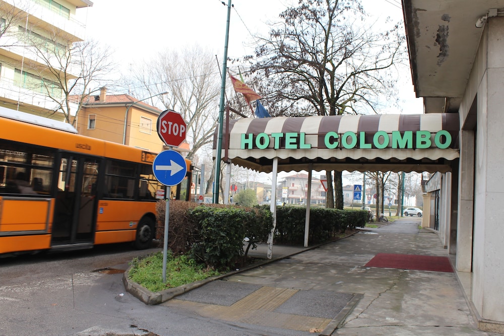 Hotel Colombo 3/59