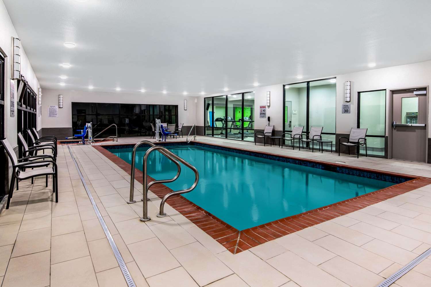 La Quinta Inn Suites By Wyndham Pampa 34/52