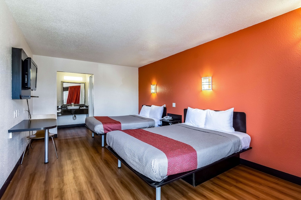 Motel6 Little Rock, AR - West 13/41