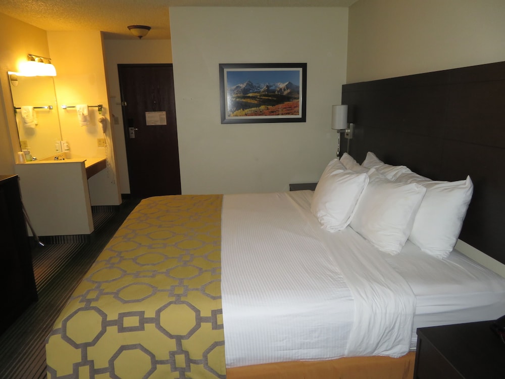 SureStay Plus by Best Western Montrose 19/48