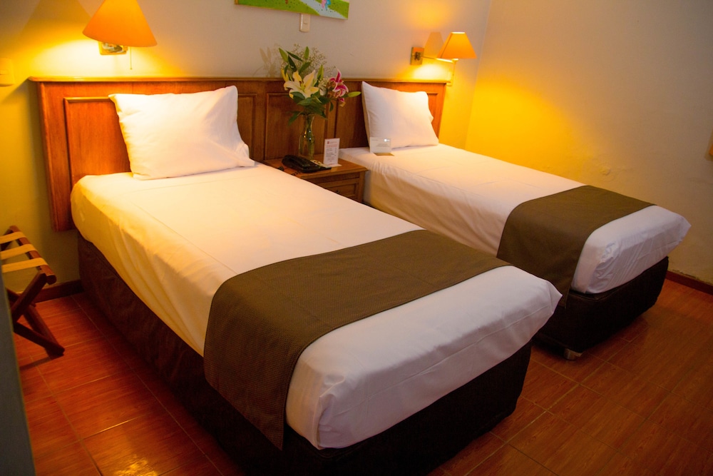 DM Hoteles Mossone Ica 15/29