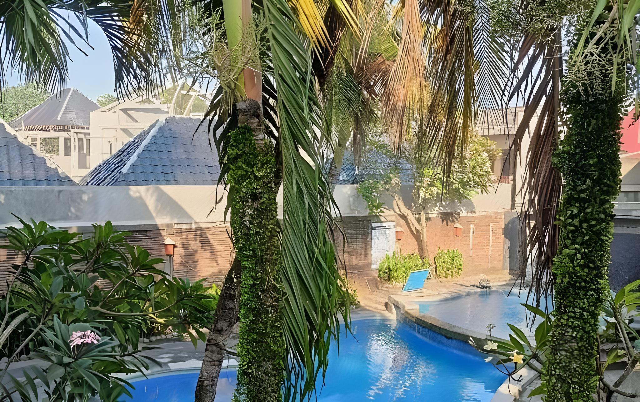 Nyiur Resort Hotel 22/32