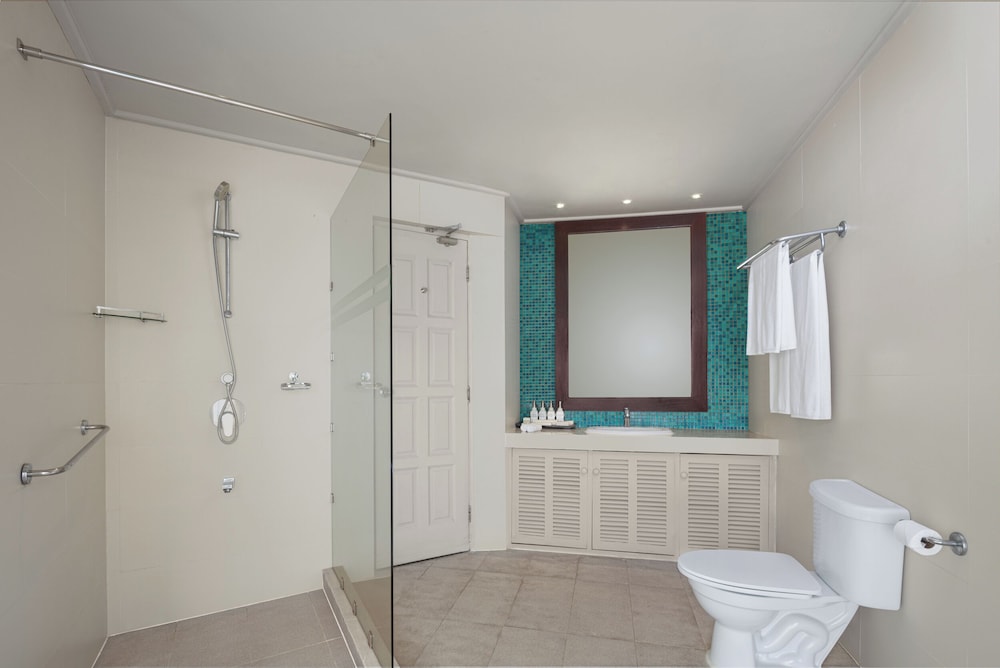 2 Bedrooms, Sunset, Family, Villa, 1 King and 1 Single Beds، Adaaran Select Hudhuran Fushi 8/9
