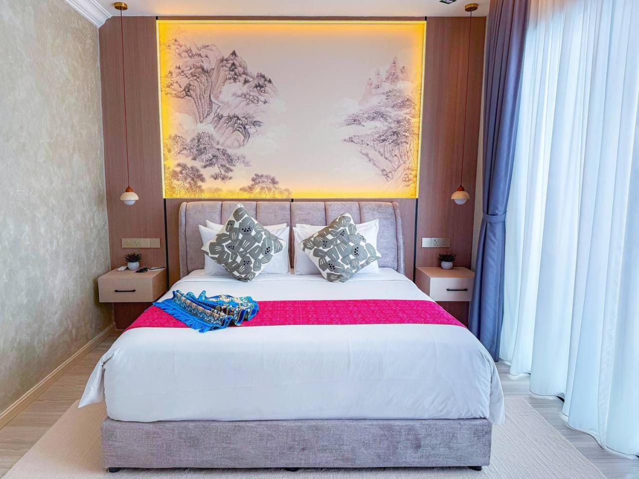 Presidential, Suite