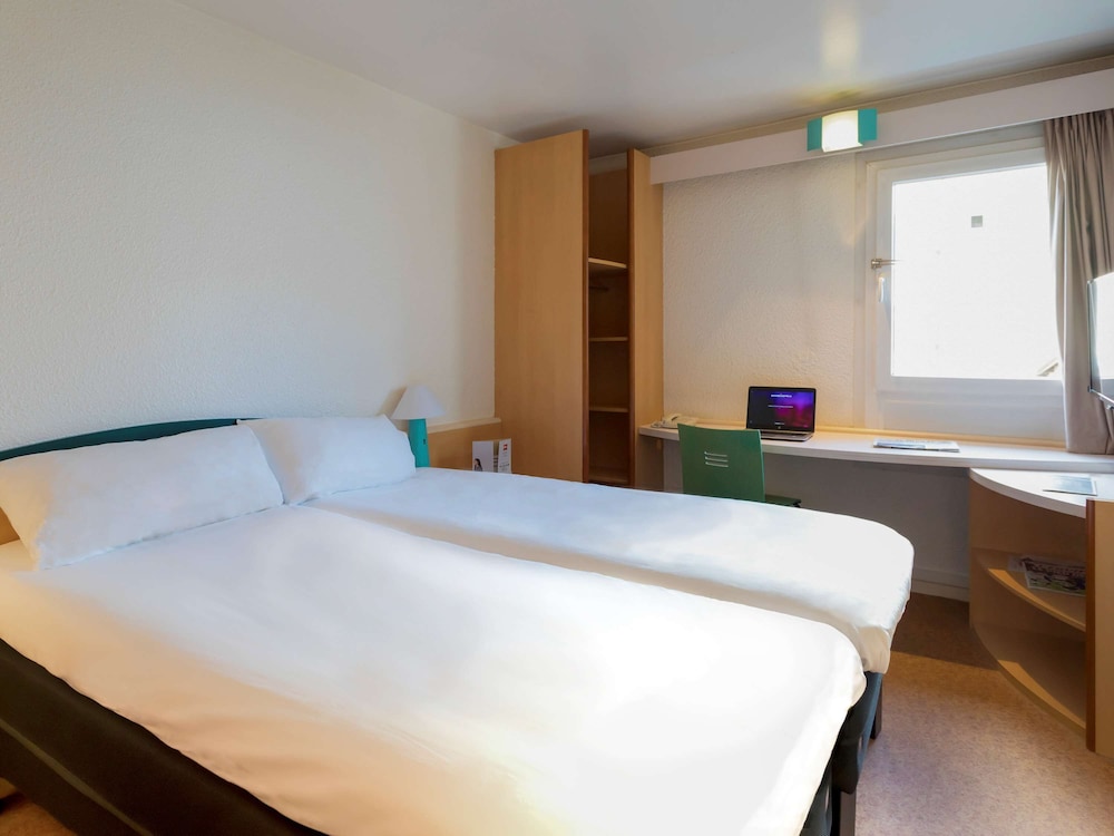 Ibis Grenoble Centre 26/67