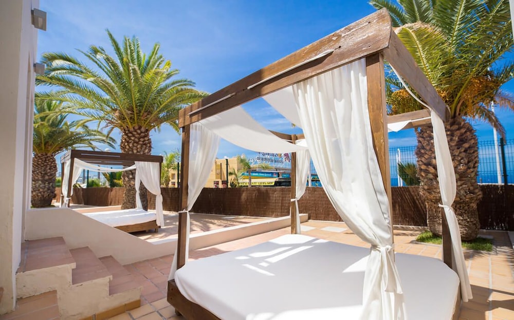 Los Olivos Beach Resort 28/60