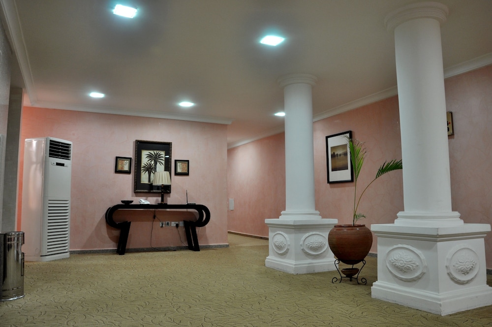 Hotel Chelsea Wuse 2 18/50