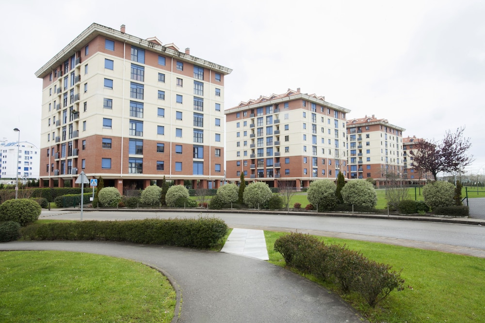 Apartamentos Alday 71/76