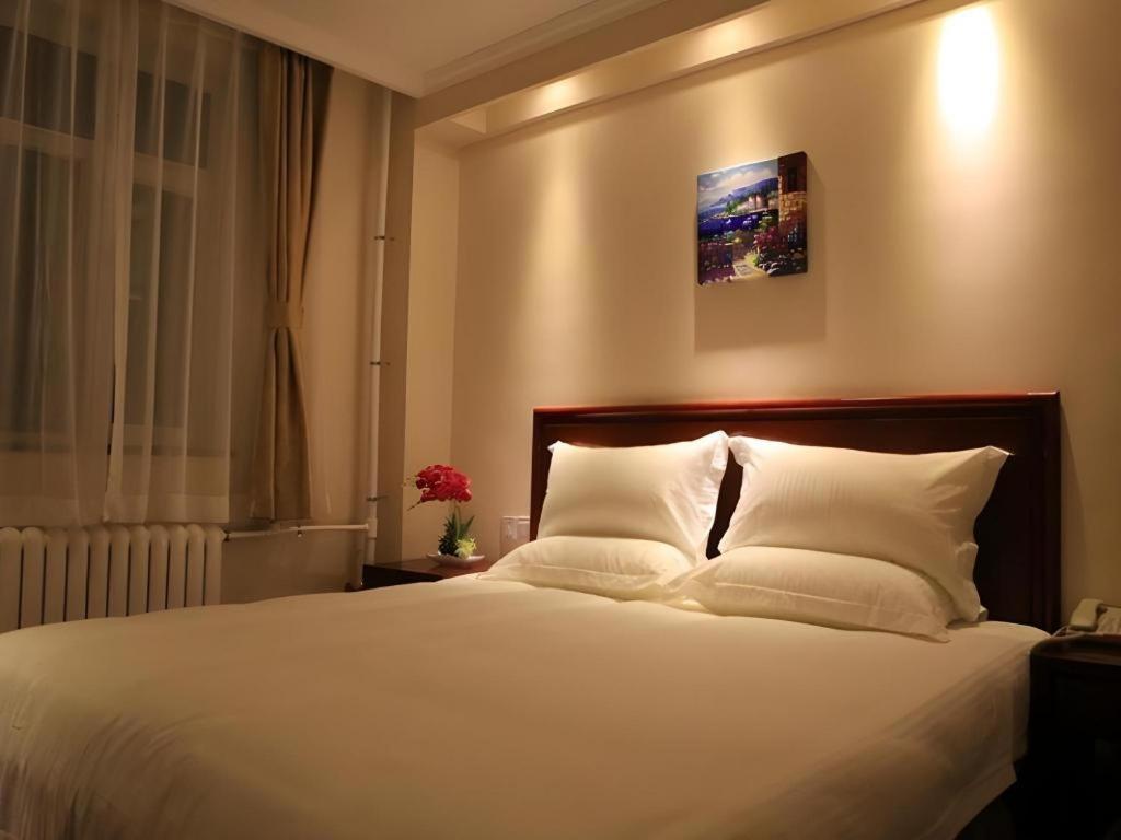 GreenTree Inn Beijing Fengtai District East Avenue Express Hotel 25/62