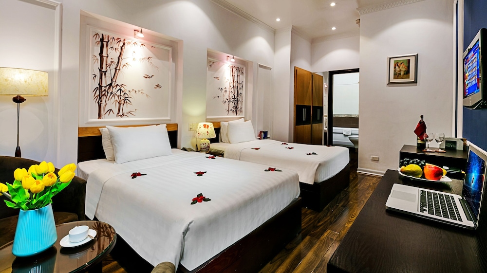 Serene Central hotel 26/55