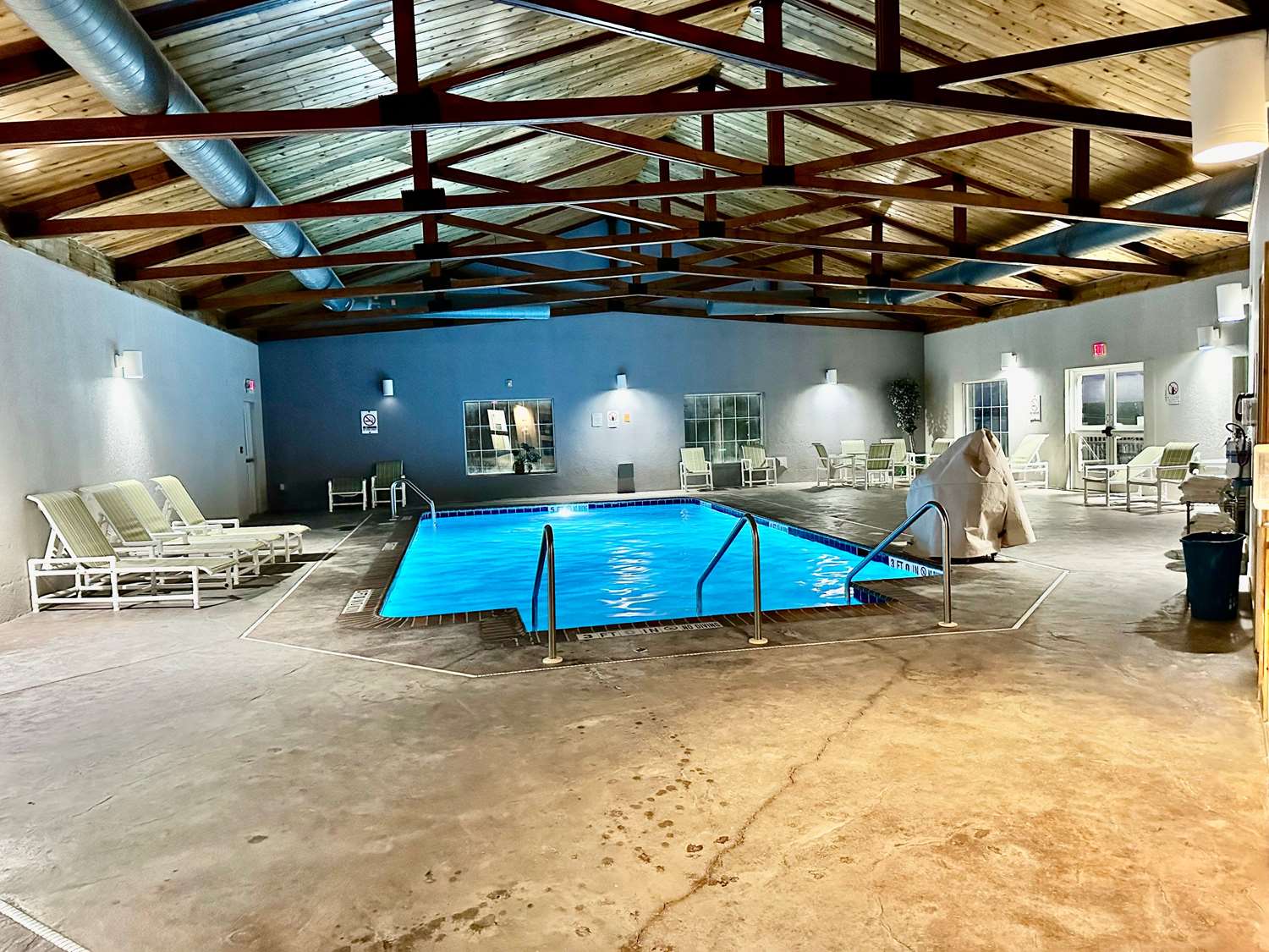 Microtel Inn Suites By Wyndham Quincy 3/12
