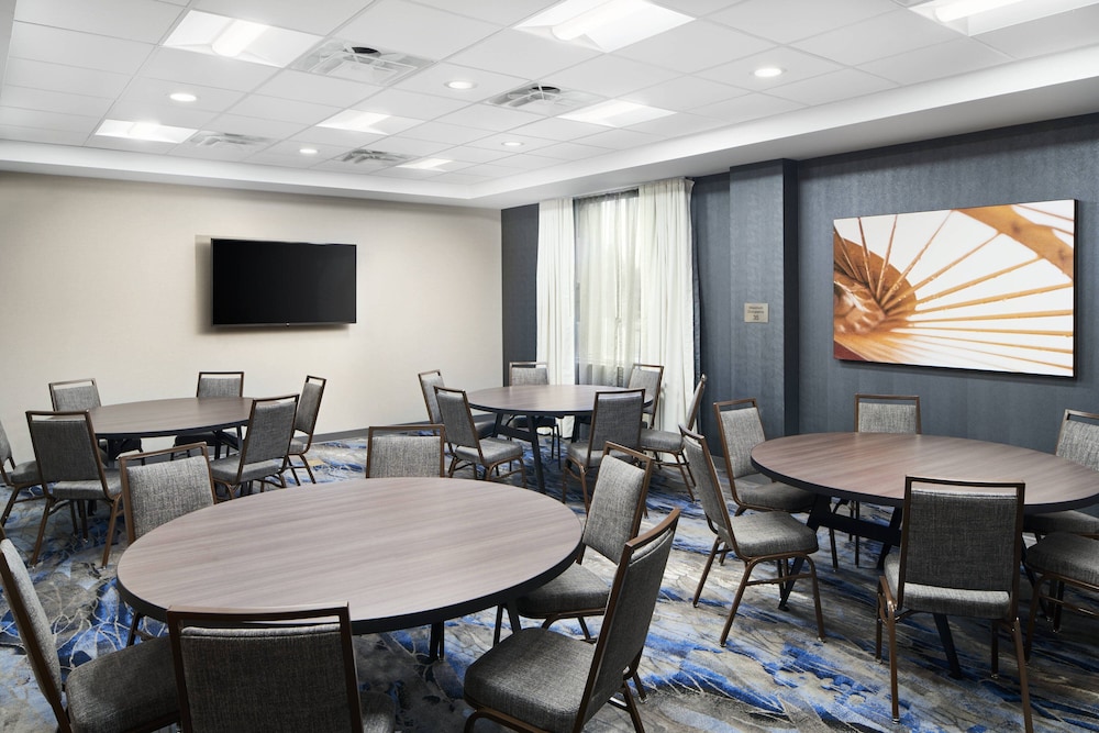 Fairfield Inn and Suites by Marriott Tampa Riverview 41/41