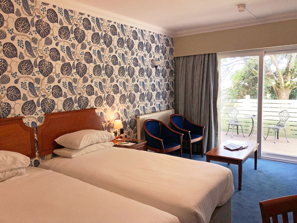 PENVENTON PARK HOTEL 8/42
