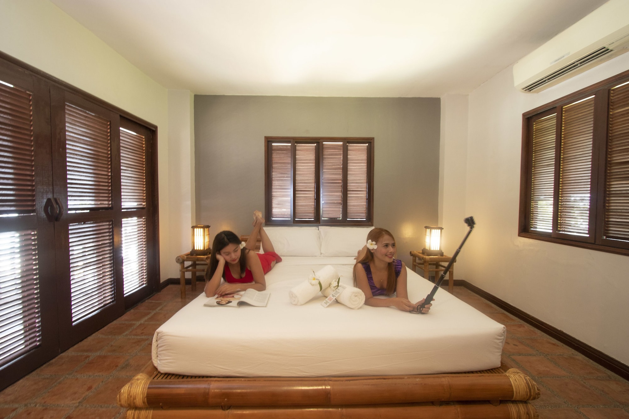 DELUXE, DOUBLE BED, SEA VIEW