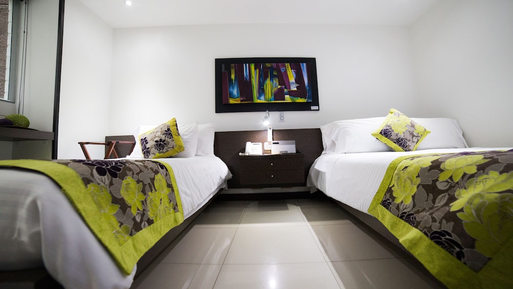 HOTEL GOLDEN PALERMO 12/50