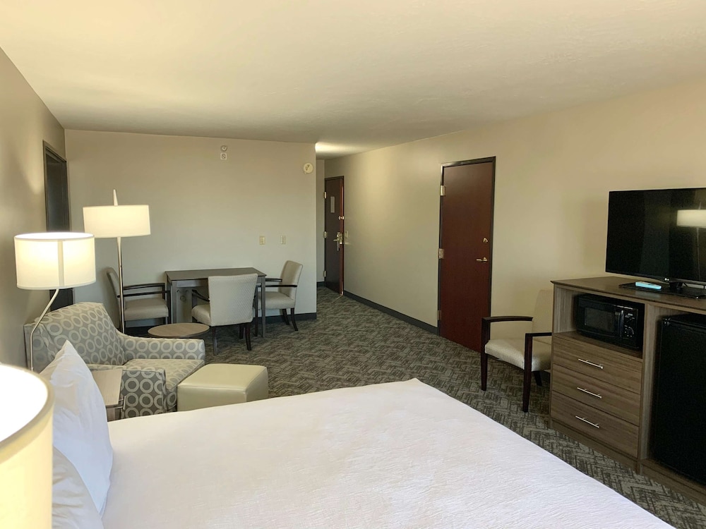 Best Western Plus Great Northern Inn 14/47
