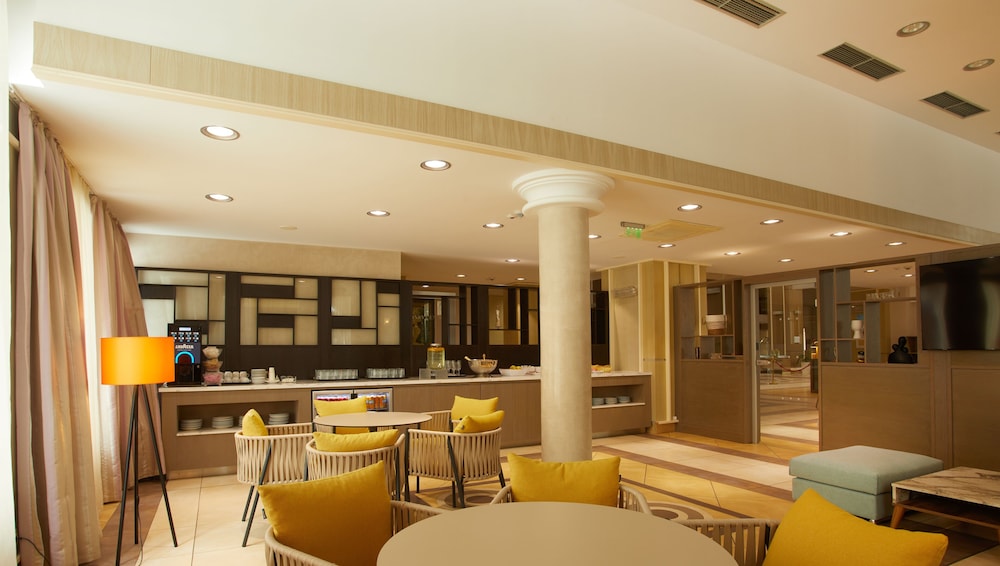 Alua Sunny Beach Resort & Spa 52/66